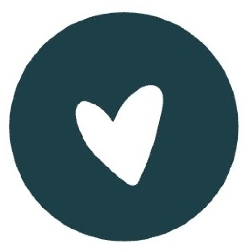 Weißes Herz mit dunkelgrüner Umrandung - Herzblut-Icon